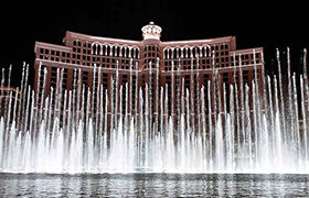 Bellagio Hotel night light show